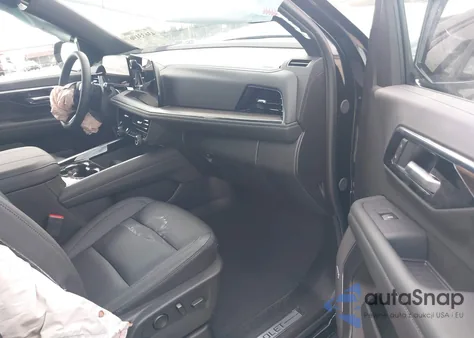 2025 Chevrolet Suburban 2Wd Lt z USA, uszkodzony, nr VIN 1GNS5CRD2SR378666